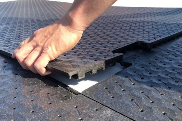 Baseplates plaatsen