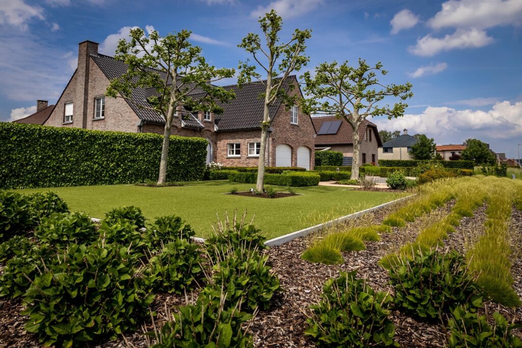 Tuin die werd aangelegd met kunstgras